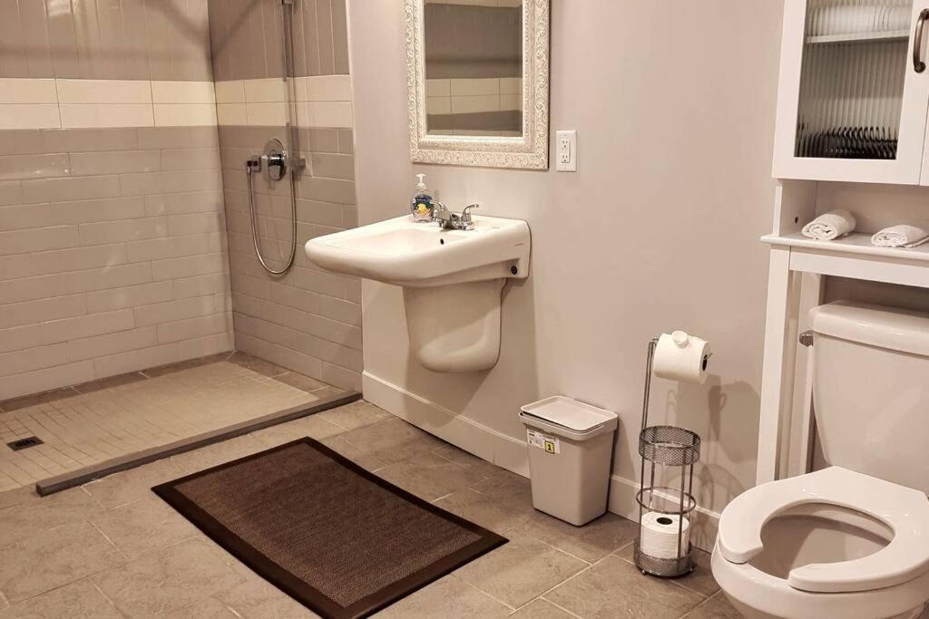 Cozy Spacious 1-Bdr Studio #8. Free Parking Gatineau Exterior photo
